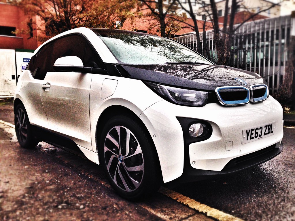 Best luxury cars for city driving: BMW i3
